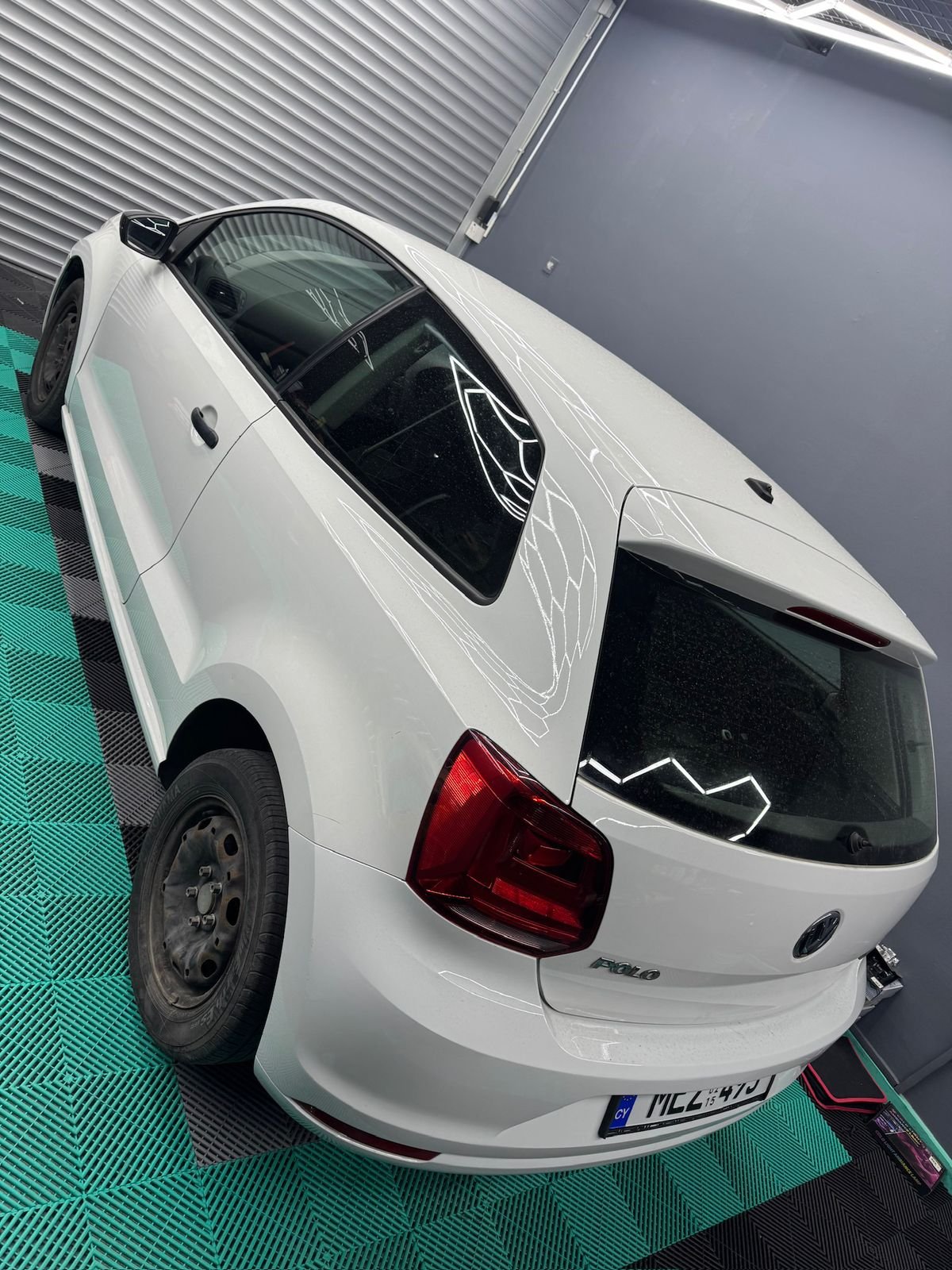 VW Polo white polished